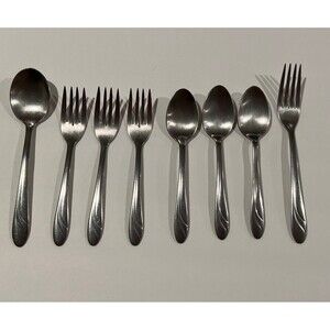 Lot of 8 Mixed Pieces Flatware Silverware Fork Spoon Stainless Unbranded